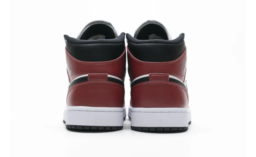 Bstsneaker- Air Jordan 1 Mid Chicago Black Toe (GS) 554725-069 