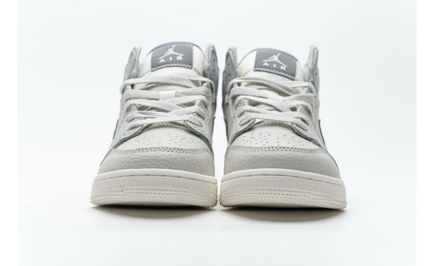 Bstsneaker- Air Jordan 1 Mid Light Bone 852542-003 