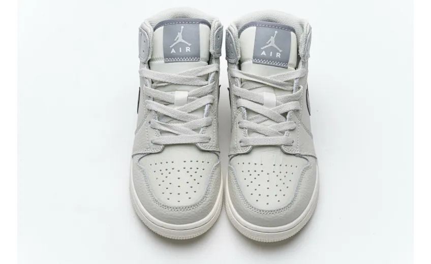 Bstsneaker- Air Jordan 1 Mid Light Bone 852542-003 
