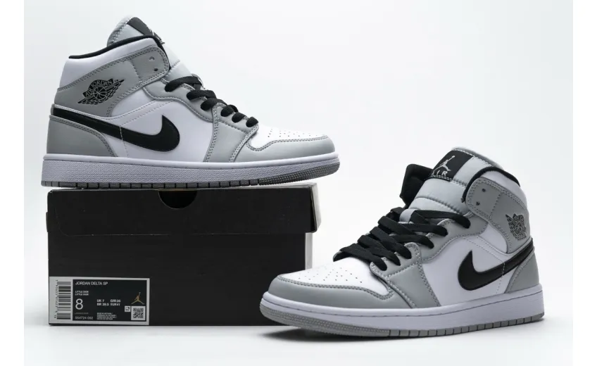 Bstsneaker- Air Jordan 1 Mid Light Smoke Grey 554724-092  
