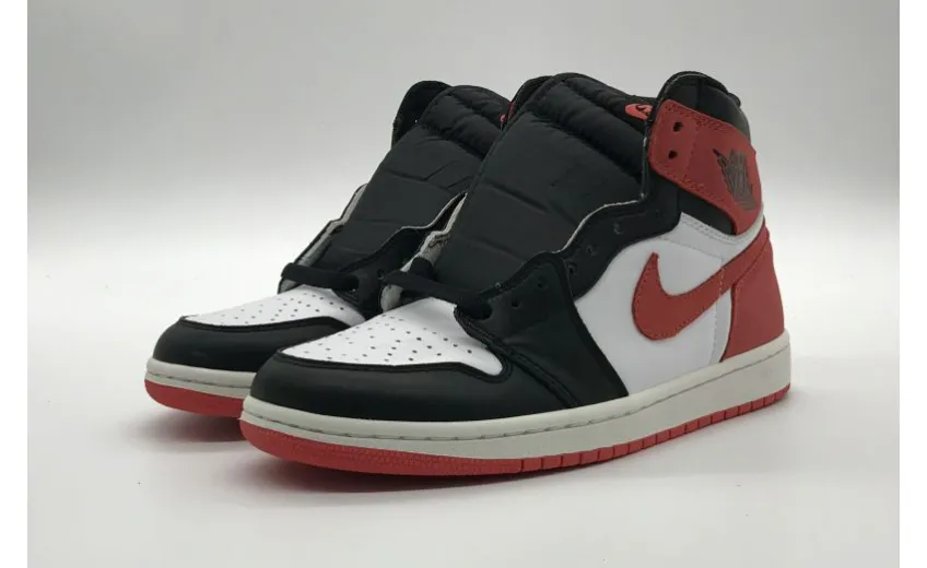 Bstsneaker- Air Jordan 1 Retro High Track Red 555088-112 