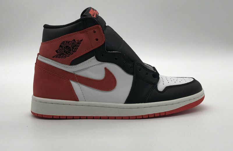 Bstsneaker- Air Jordan 1 Retro High Track Red 555088-112 