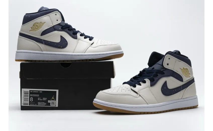 Bstsneaker- Air Jordan 1 Retro Mid Jeter AH6342-104 