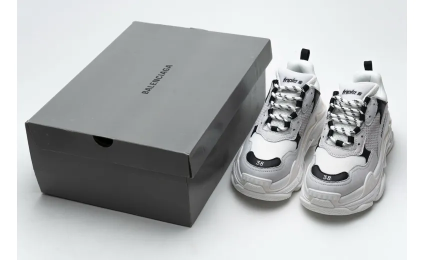 Bstsneaker- Balenciaga Triple S Black Grey 584088 W06E2 1769 