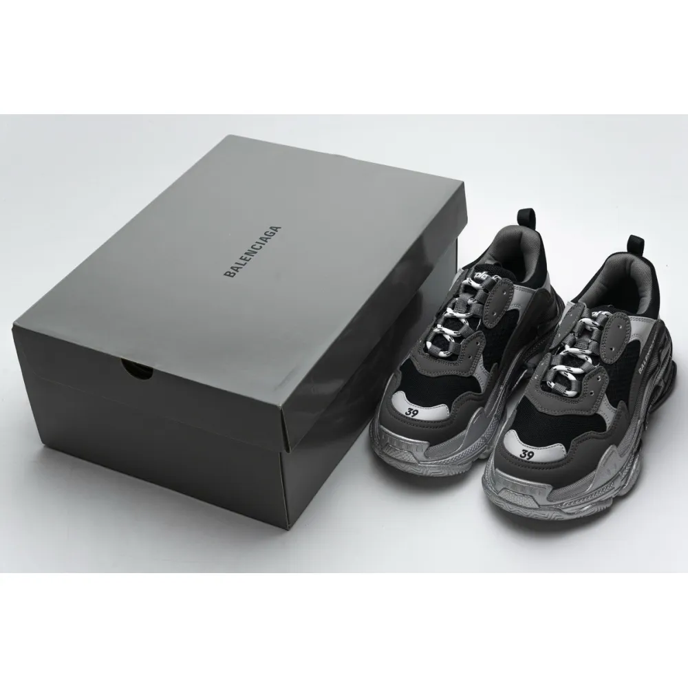 Bstsneaker- Balenciaga Triple S Black Grey Silver 483546 W06F1 0841 