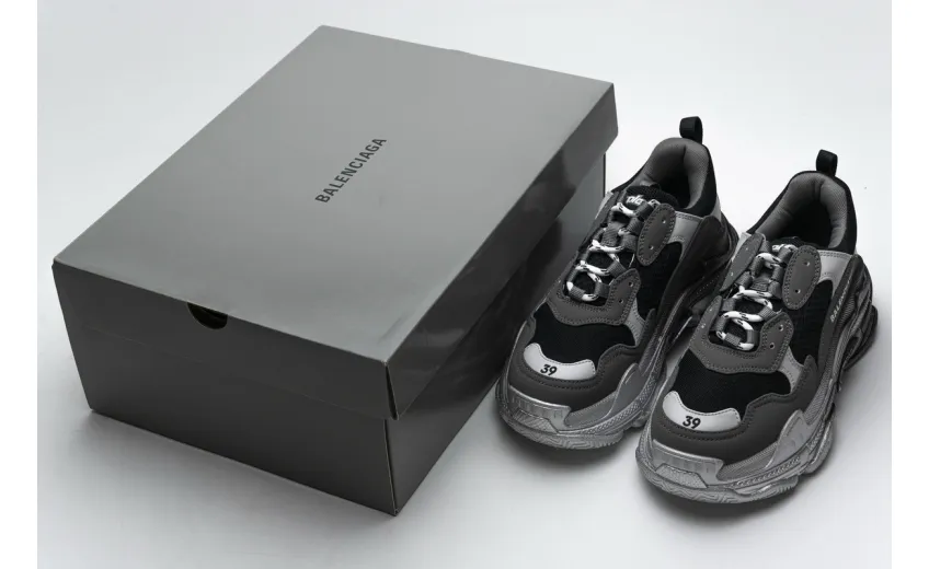 Bstsneaker- Balenciaga Triple S Black Grey Silver 483546 W06F1 0841 