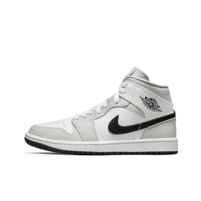 Bstsneaker- Nike Air Jordan 1 Mid Light Smoke Grey (W) BQ6472-015 01