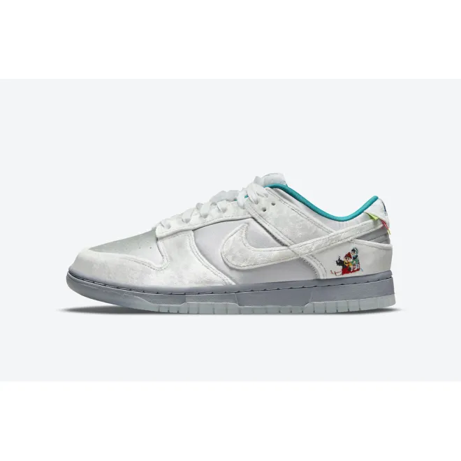 Bstsneaker- Nike Dunk Low Ice Christmas DO2326-001 