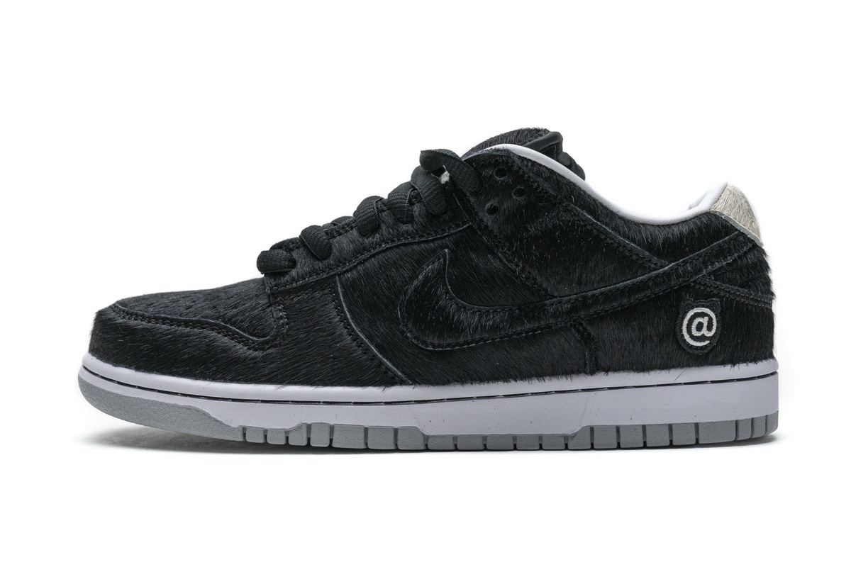 Bstsneaker- Nike SB Dunk Low Medicom Toy (2020) CZ5127-001 
