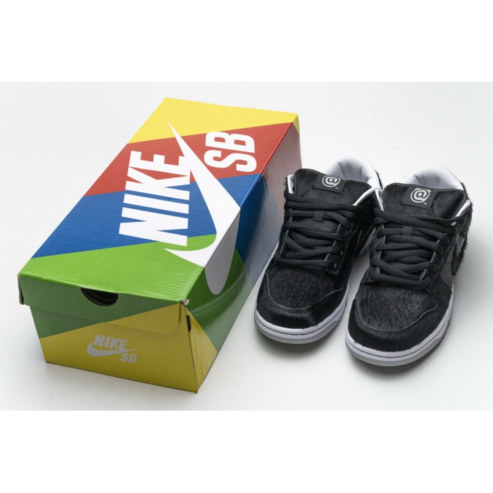  Nike SB Dunk Low Medicom Toy (2020) CZ5127-001 