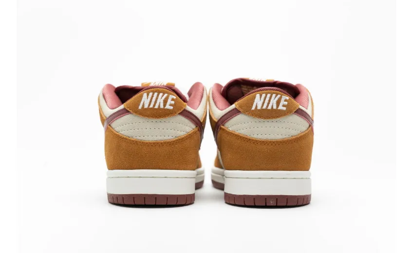 Bstsneaker- Nike SB Dunk Low Pro Dark Russet Cedar BQ6817-202 