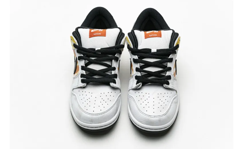 Bstsneaker- Nike SB Dunk Low Raygun Tie-Dye White BQ6832-101 