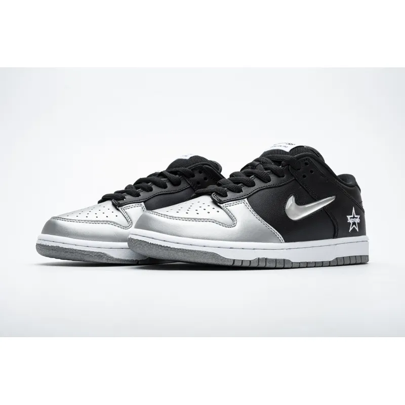  Nike SB Dunk Low Supreme Jewel Swoosh Silver CK3480-001 
