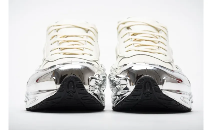 Bstsneaker- Adidas Ozweego Raf Simons Cream White Silver Metallic EE7945  