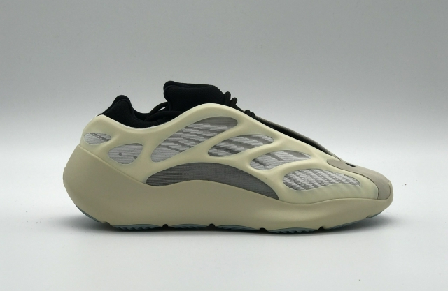 Bstsneaker- Adidas Yeezy 700 V3 Azael FW4980 