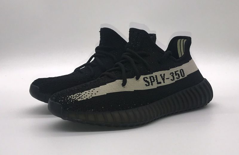 Bstsneaker- Adidas Yeezy Boost 350 V2 Core Black White BY1604 