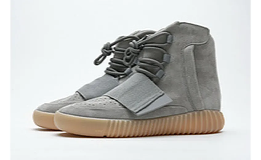 Bstsneaker- Adidas Yeezy Boost 750 Light Grey Glow In the Dark BB1840 