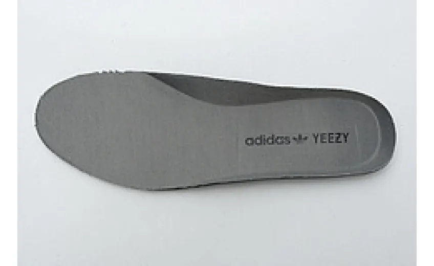 Bstsneaker- Adidas Yeezy Boost 750 Light Grey Glow In the Dark BB1840 