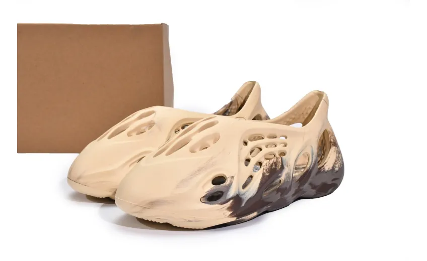 Bstsneaker- Adidas Yeezy Foam RNNR MX Cream Clay GX8774 