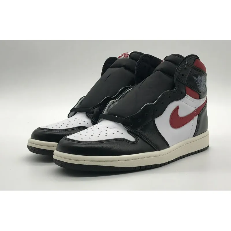 Air Jordan 1 Retro High Black Gym Red 555088-061 
