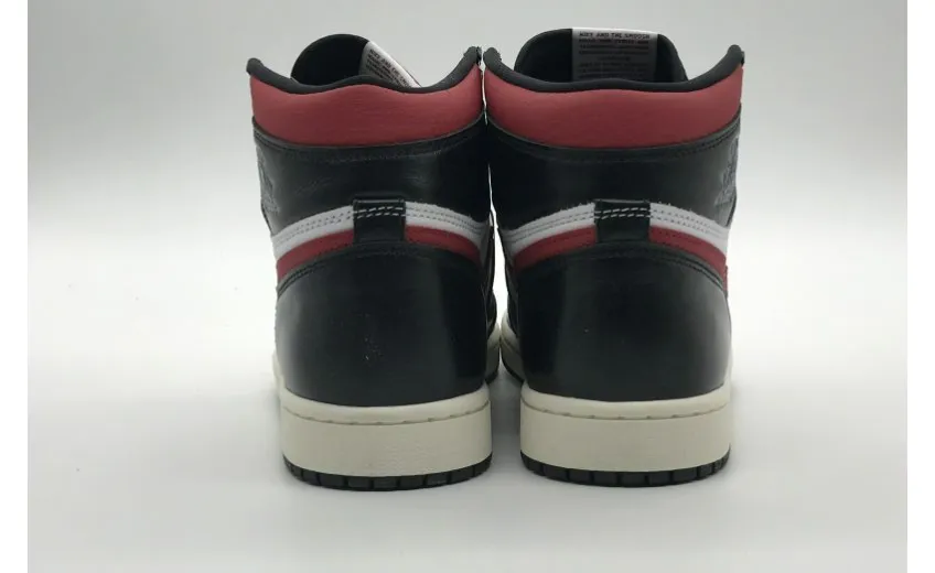 Bstsneaker- Air Jordan 1 Retro High Black Gym Red 555088-061 