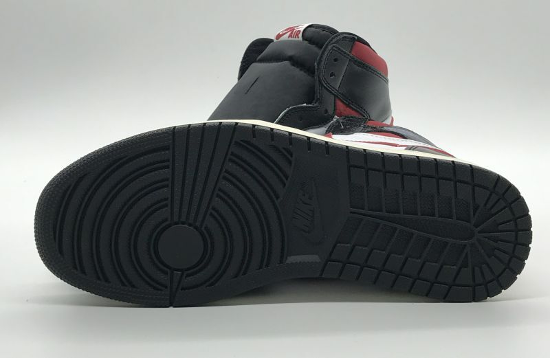 Bstsneaker- Air Jordan 1 Retro High Black Gym Red 555088-061 