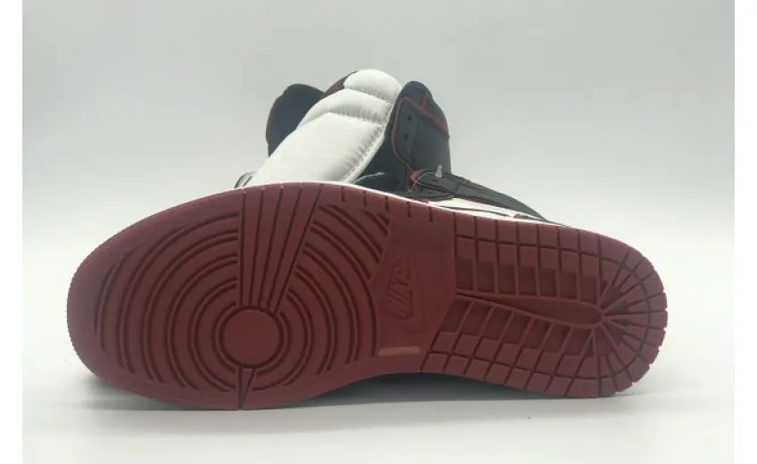 Bstsneaker- Air Jordan 1 Retro High Bloodline 555088-062 