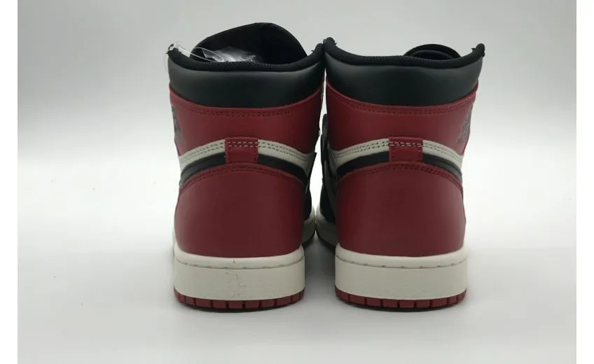 Bstsneaker- Air Jordan 1 Retro High Bred Toe 555088-610 