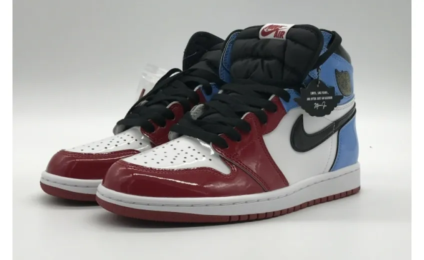 Bstsneaker- Air Jordan 1 Retro High Fearless UNC Chicago CK5666-100  
