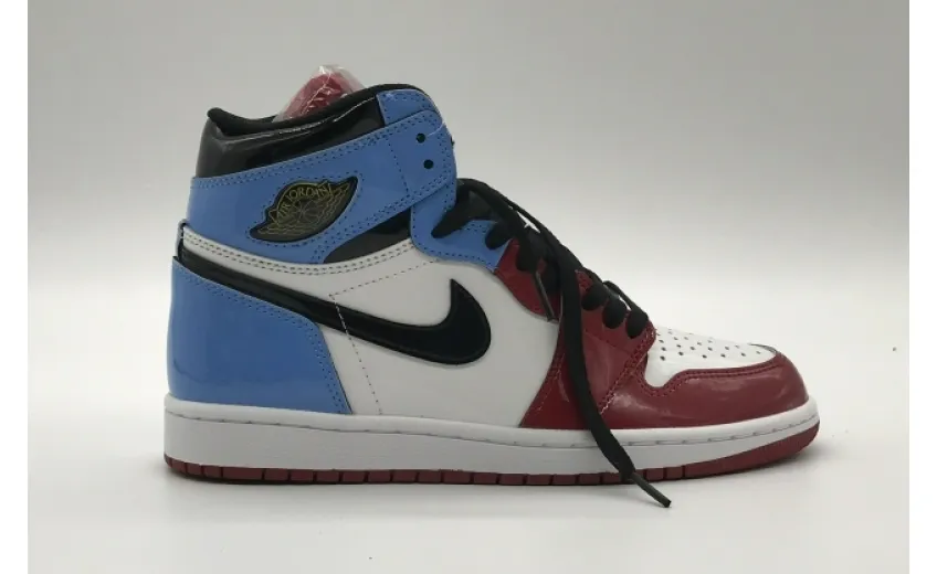 Bstsneaker- Air Jordan 1 Retro High Fearless UNC Chicago CK5666-100  