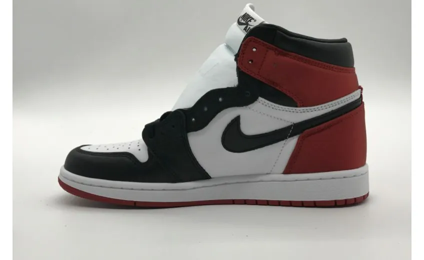 Bstsneaker- Air Jordan 1 Retro High Satin Black Toe (W) CD0461-016 