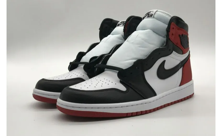 Bstsneaker- Air Jordan 1 Retro High Satin Black Toe (W) CD0461-016 