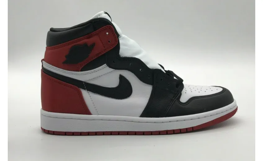 Bstsneaker- Air Jordan 1 Retro High Satin Black Toe (W) CD0461-016 