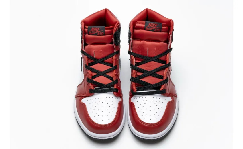 Bstsneaker- Air Jordan 1 Retro High Satin Snake Chicago CD0461-601 
