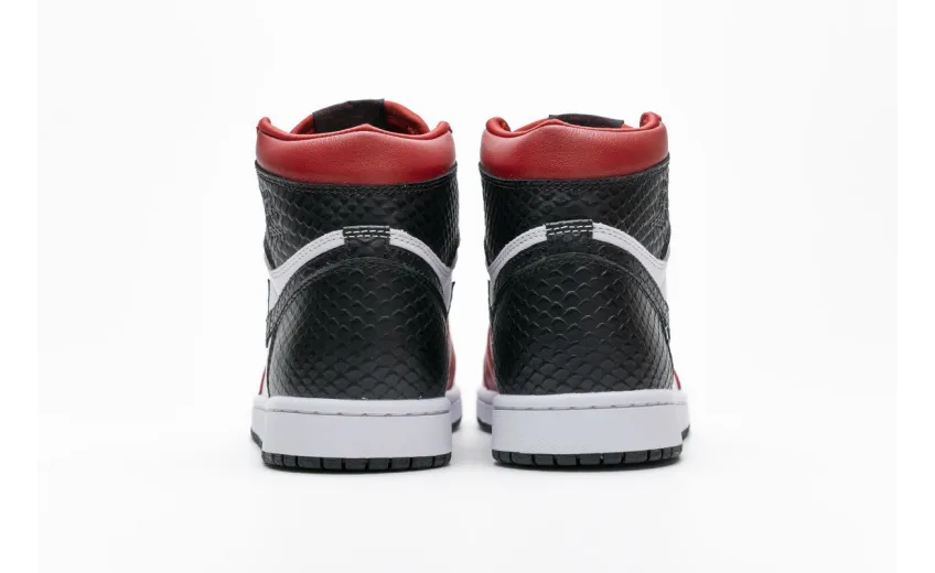 Bstsneaker- Air Jordan 1 Retro High Satin Snake Chicago CD0461-601 