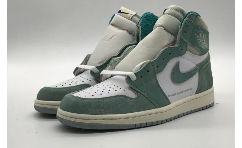 Bstsneaker- Air Jordan 1 Retro High Turbo Green 555088-311 
