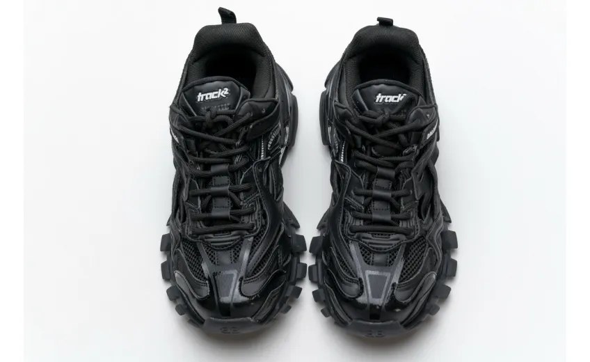 Bstsneaker- Blenciaga Track 2 Sneaker Black 570391 W2GN1 1000 