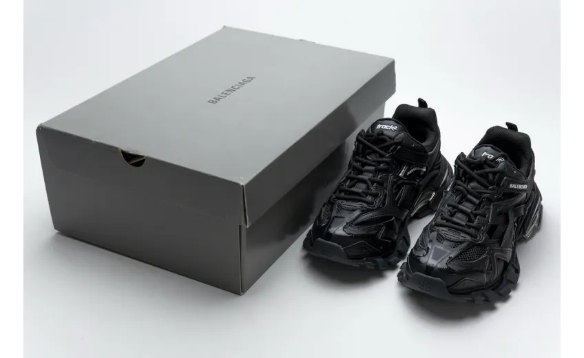Bstsneaker- Blenciaga Track 2 Sneaker Black 570391 W2GN1 1000 