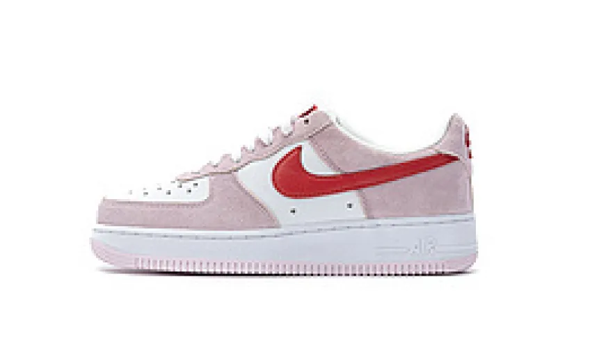 Bstsneaker- Nike Air Force 1 07 QS Valentine&#39;s Day Love Letter DD3384-600  