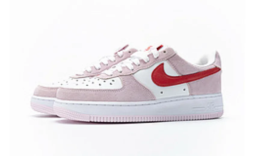 Bstsneaker- Nike Air Force 1 07 QS Valentine&#39;s Day Love Letter DD3384-600  