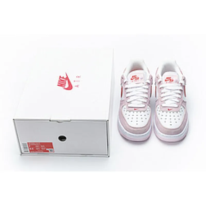 Bstsneaker- Nike Air Force 1 07 QS Valentine&#39;s Day Love Letter DD3384-600  
