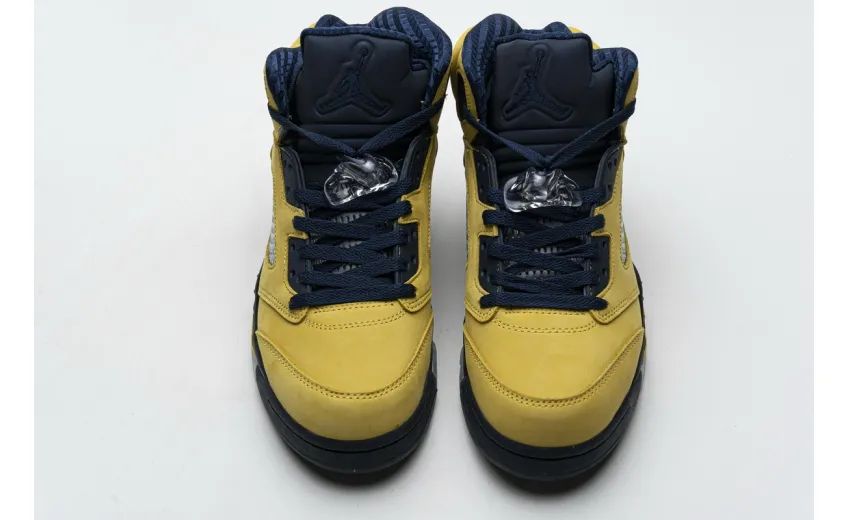 Bstsneaker- Nike Air Jordan 5 Retro Michigan (2019) CQ9541-704 