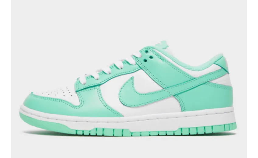 Bstsneaker- Nike Dunk Low Green Glow (W) DD1503-105 