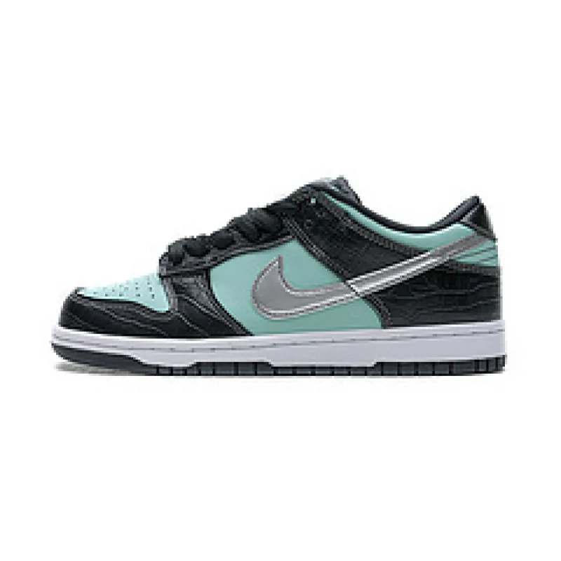  Nike Dunk SB Low Diamond Supply Co. Tiffany 304292-402 