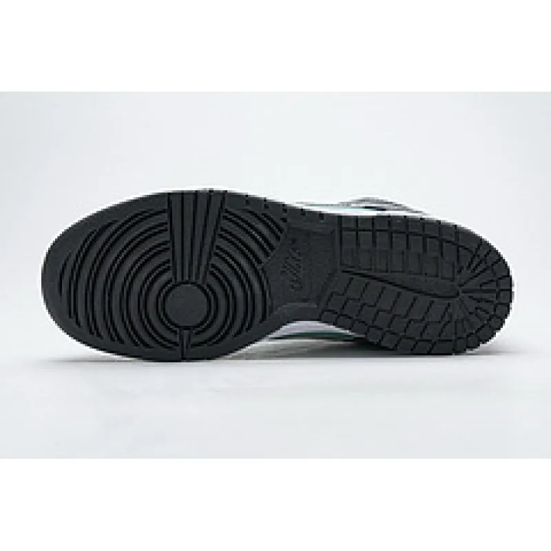  Nike Dunk SB Low Diamond Supply Co. Tiffany 304292-402 