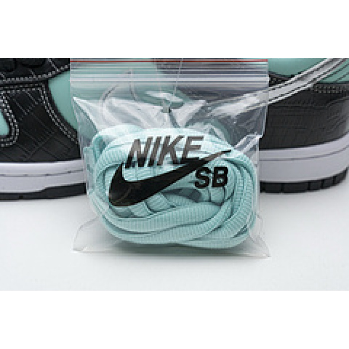  Nike Dunk SB Low Diamond Supply Co. Tiffany 304292-402 