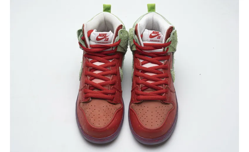 Bstsneaker- Nike SB Dunk High Strawberry Cough CW7093-600 