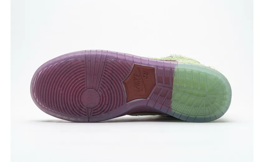Bstsneaker- Nike SB Dunk High Strawberry Cough CW7093-600 
