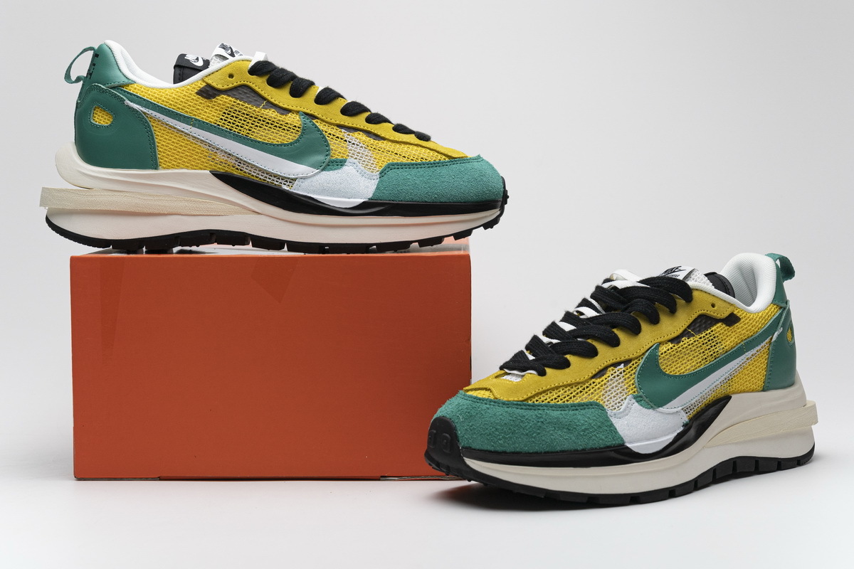 Bstsneaker- Sacai x Nike Pegasua Vaporfly Black White CI9928-300 