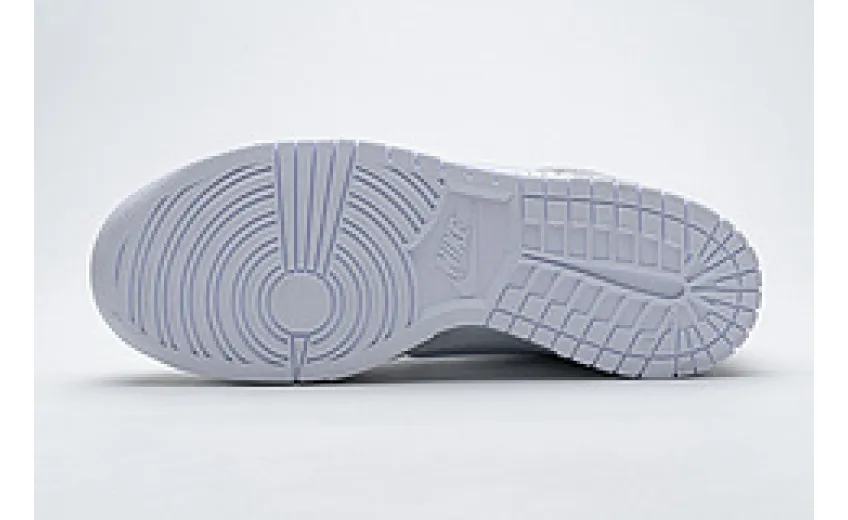  Slam Jam x Nike SB Dunk High “White Platinum” DA1639-100  